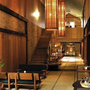 Gora Hanaougi Japon