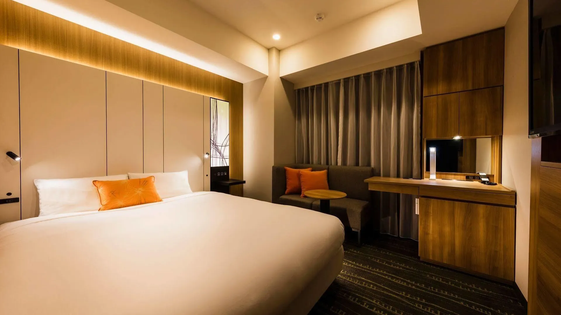 Jr-East Hotel Mets Shibuya Tokyo 3*,  Japan